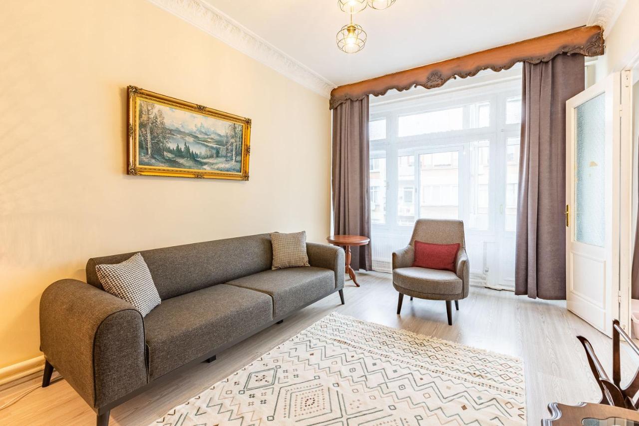 Charming Apartment Surrounded By Vibrant Attractions In Kadikoy Istanbul Exteriör bild